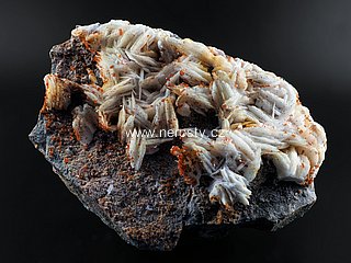 baryt, vanadinit