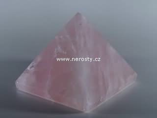 růženín, pyramida