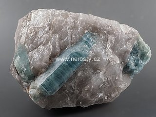 akvamarín, beryl