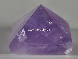ametyst, pyramida