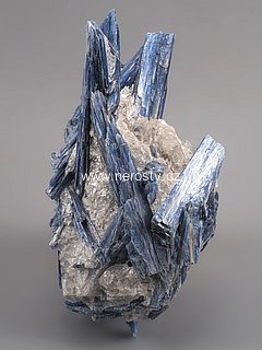 kyanit