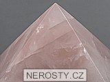 růženín, pyramida