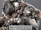 arzenopyrit, muskovit